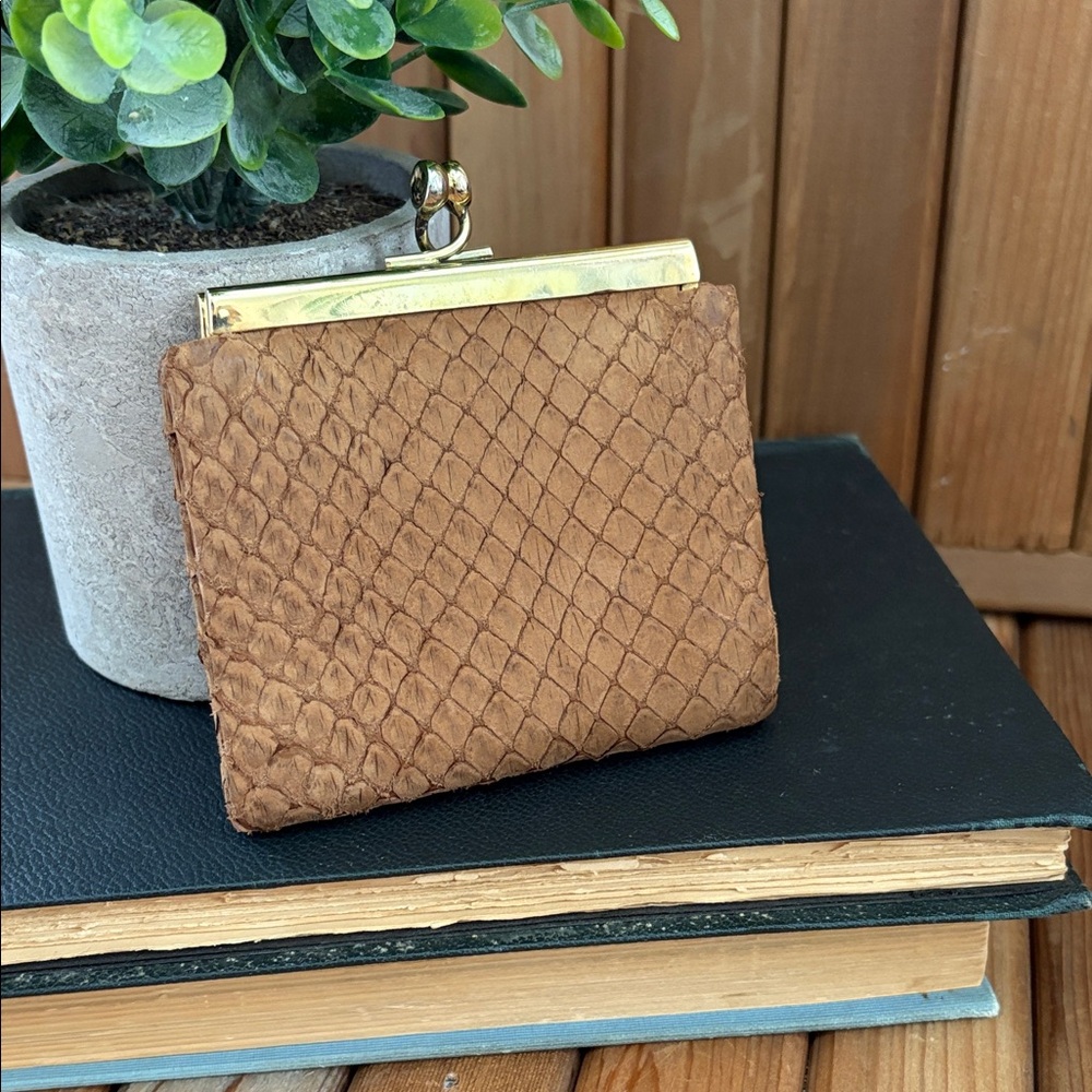 Vintage Snakeskin Coin Purse Kiss Lock Clutch Brown Suede Lined